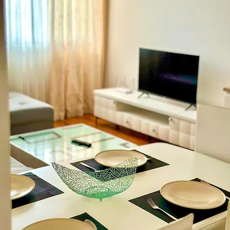 Luxe 1 Lägenhet Tirana