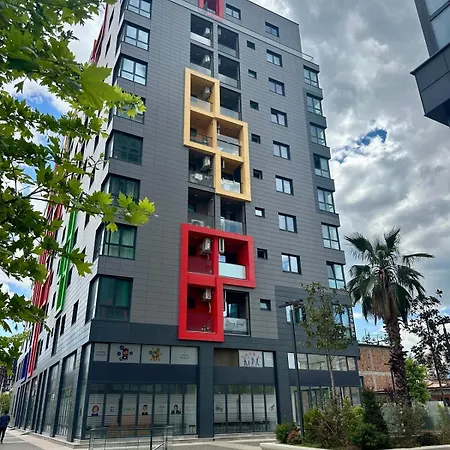 Modern&cozy In Tirana